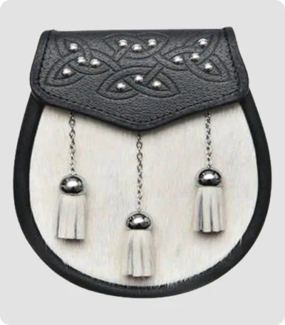 Semi Dress Natural Sealskin 14 Stud Sporran
